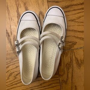 Converse Mary Jane Sneakers Sz. 6